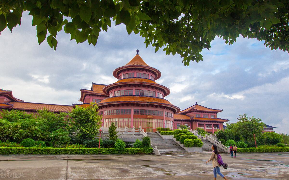 高考理科就业前景较好的十大专业,高考考不上本科怎么选专科