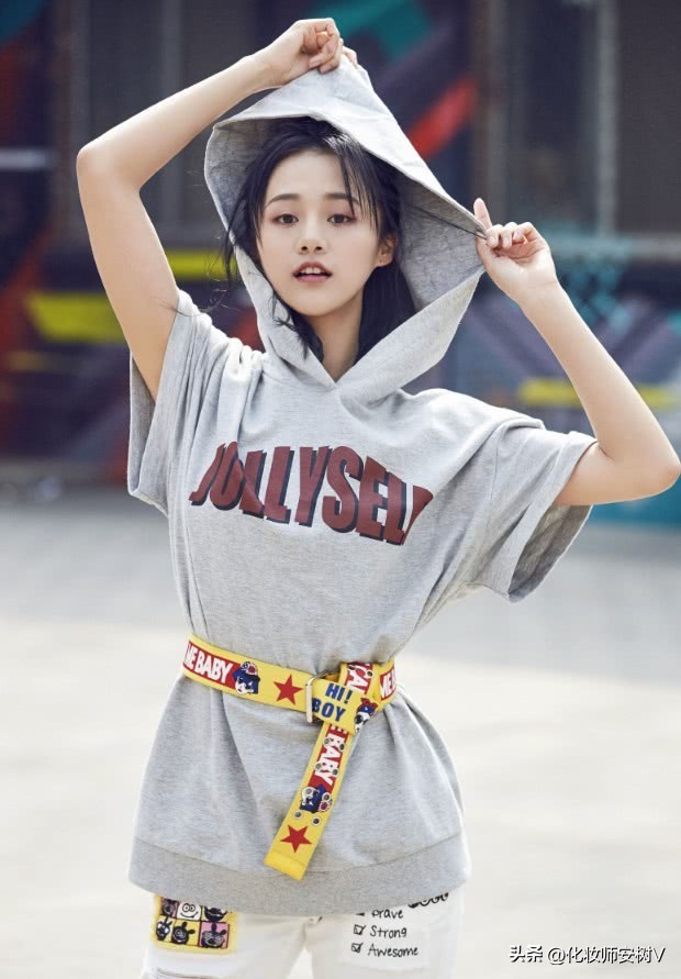 当了妈仍是“少女脸”的女星，我只服这4位，打扮低调但气质清纯