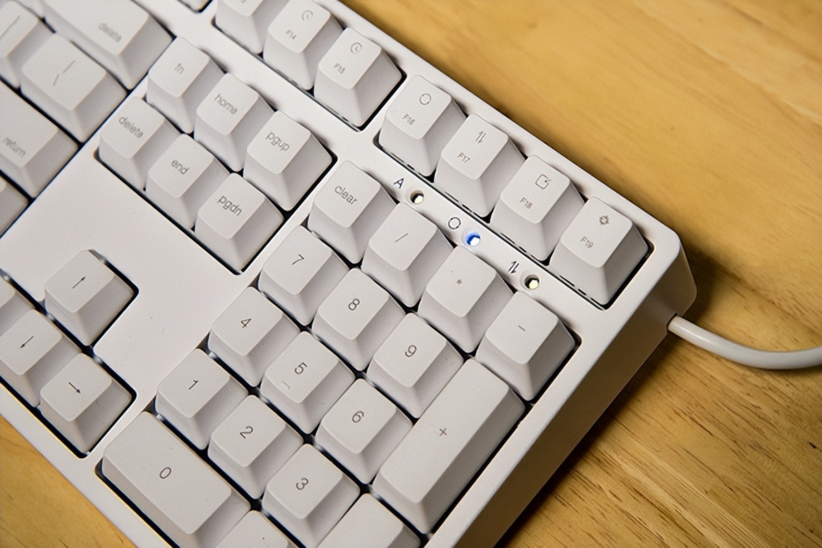 什么牌子的键盘好用手感又好,什么牌子的键盘鼠标好用