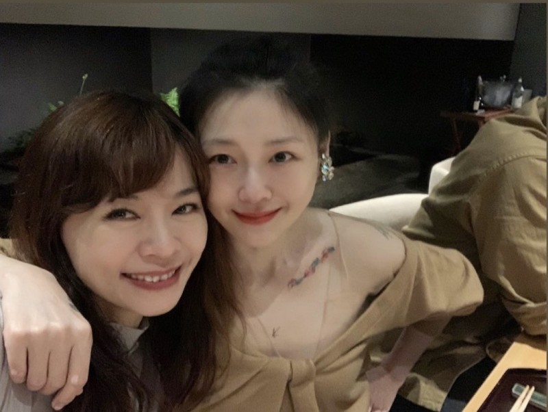 具俊晔52岁照片,具俊晔秀恩爱翻车