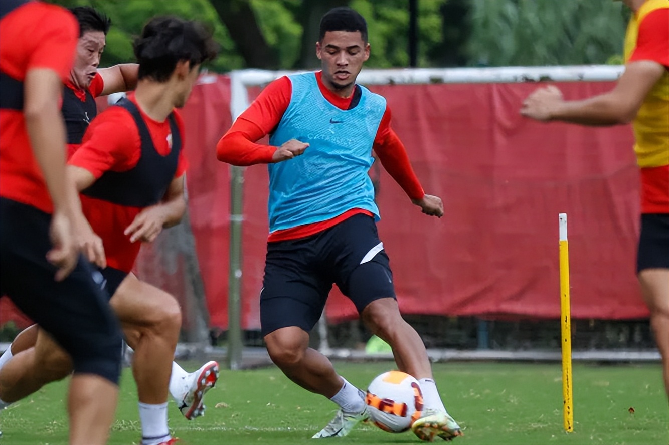 国足四名归化球员信息,国足四名归化球员最新消息