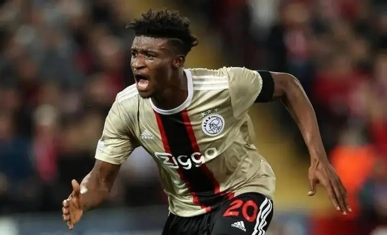 曼联官宣芒特号码,梅森芒特转会曼联花絮