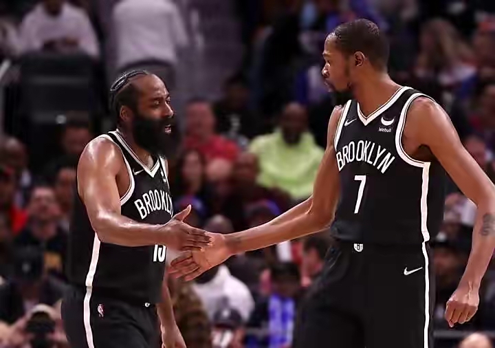 76人续约哈登合同曝光,76人签约哈登