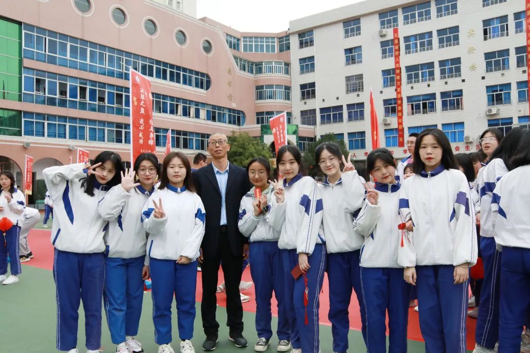 走出2院士1省主席，福建1县中励志凝心铸魂育人，意欲静待花开