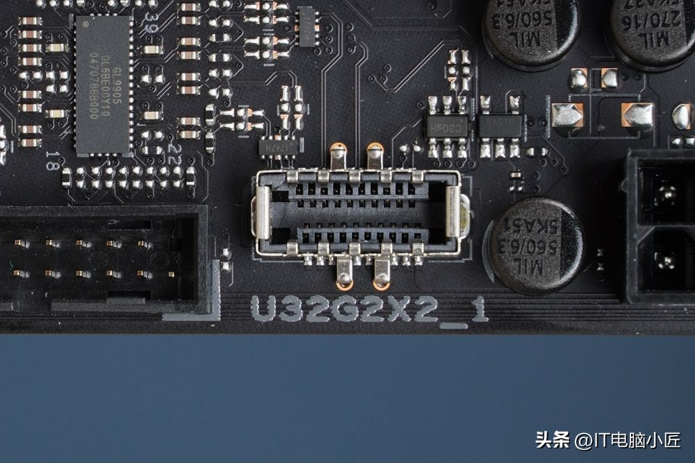 机箱自带的都是哪些线,一般机箱都带什么线