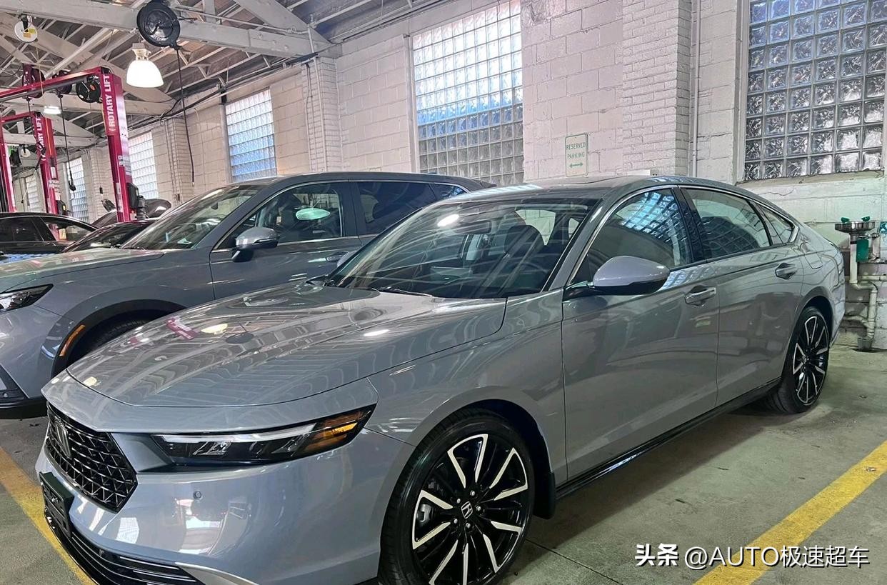 本田雅阁accord混动值得买吗,18款本田accord混动