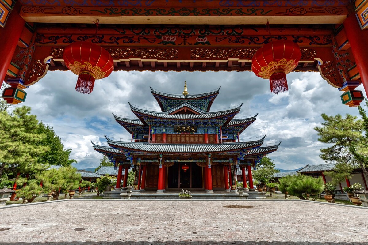 云南丽江有哪些古城景点图片大全,云南丽江泸沽湖简介