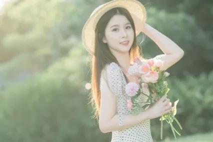 当年我顶班进供销社，弟弟妹妹不平衡，要把我4千退休金分走一半