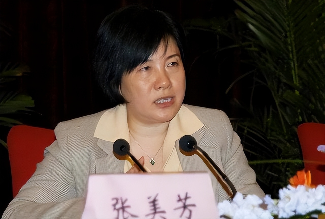 江苏好色女贪官张美芳，受贿超五千万，*规双**后叫嚣：我就是贪了