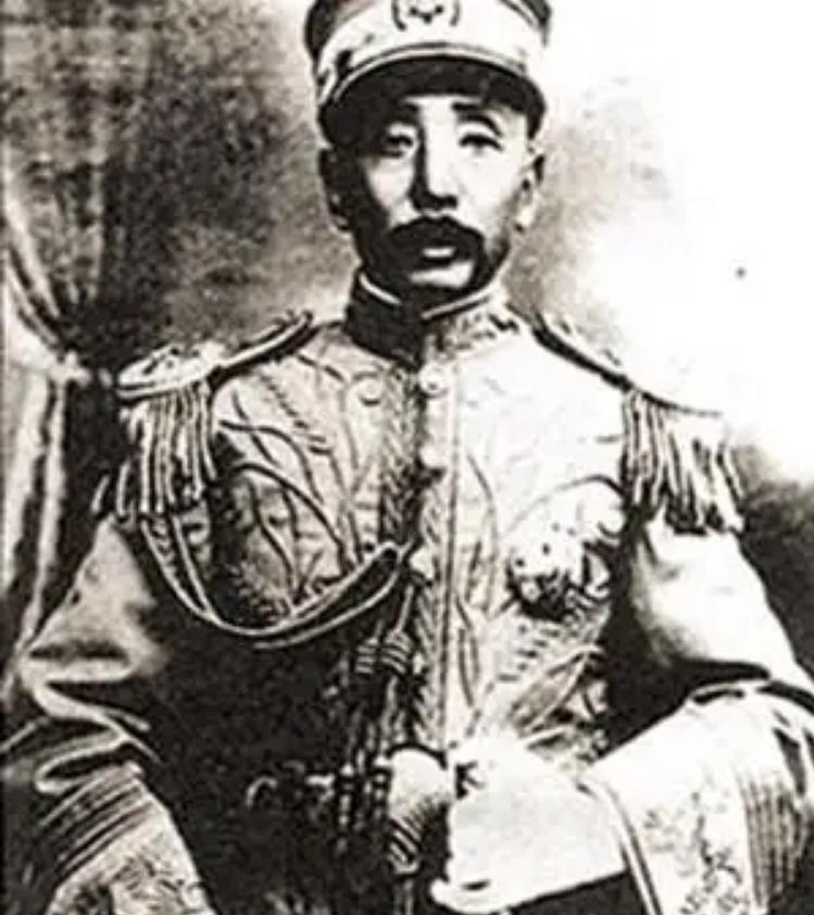 一老人潜伏清东陵多年,河北一老汉潜伏东陵10多年