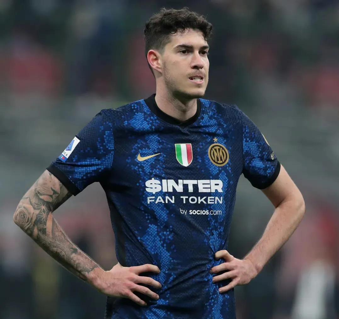 ac米兰12亿欧元,ac米兰0:5亚特兰大重新崛起