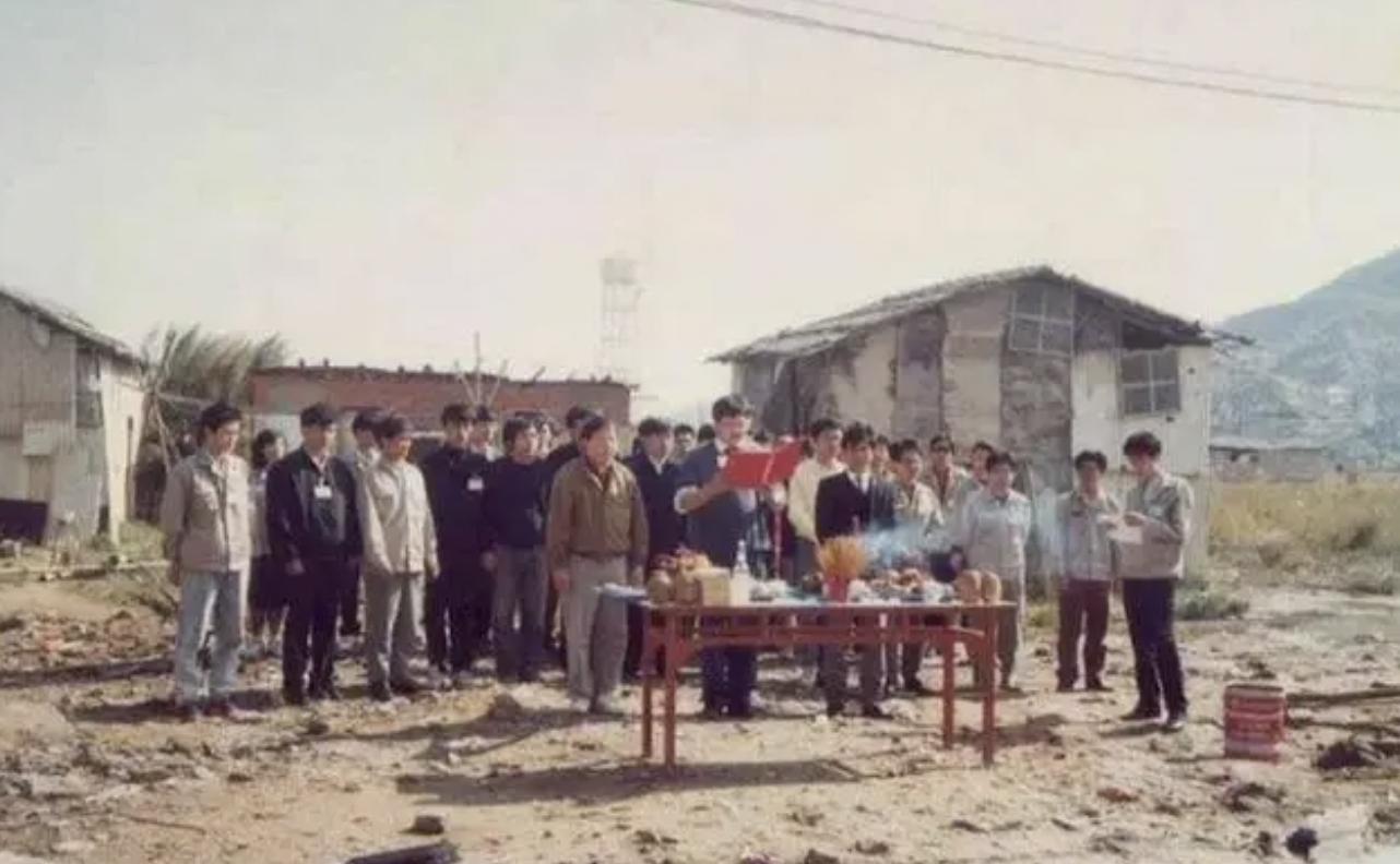 瀵屽+搴疯繘鍏ュぇ闄嗗悗鍙戝睍,瀵屽+搴疯蹇嗗湪澶ч檰33骞磋湑鍙樺彶