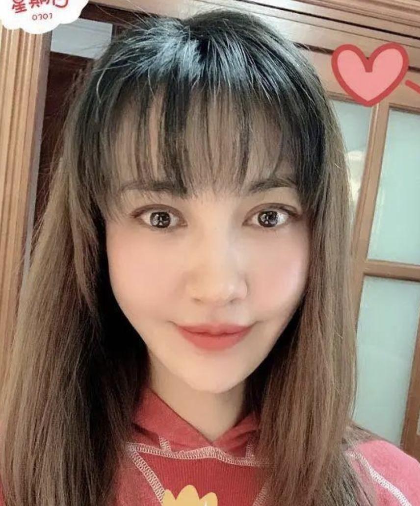 假下巴对决！谁的能戳死人，谁的下一秒就飞出去，谁的越整越残？