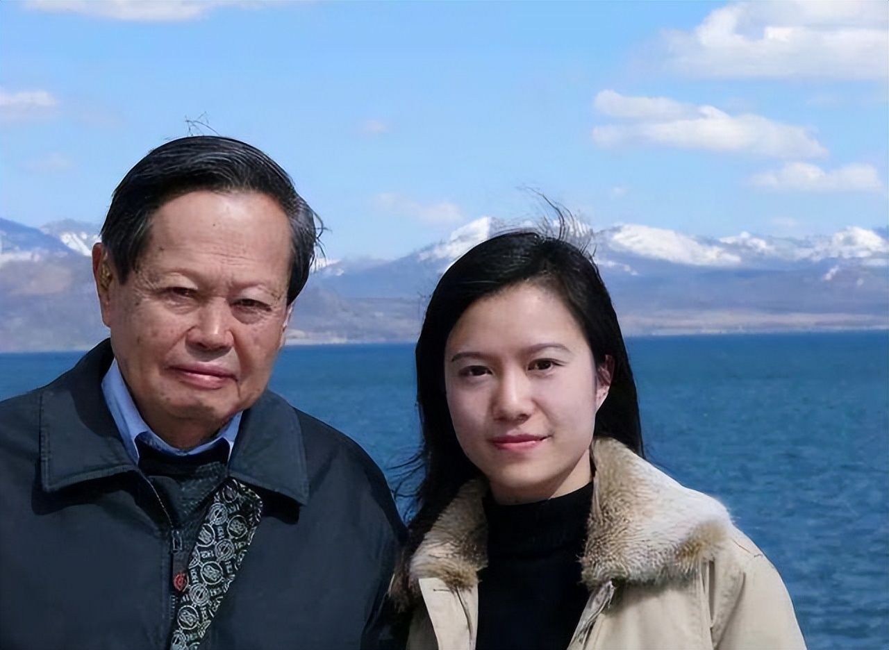 翁帆说出自己嫁给杨振宁的原因,41岁的翁帆当年为什么嫁给杨振宁