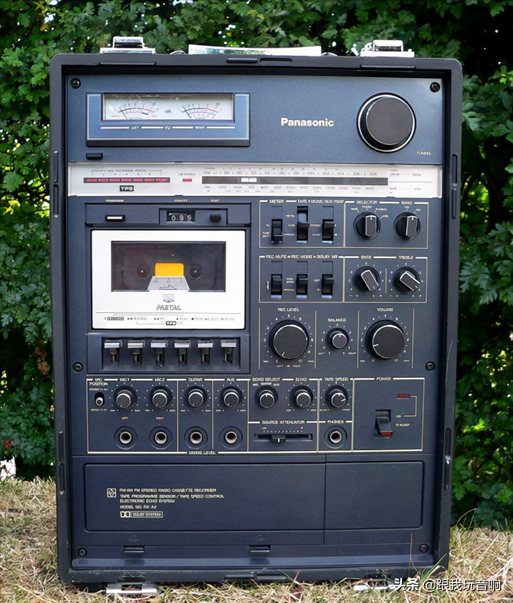 松下RX-6400也称为RX-A2可能是80年代以来最响亮的便携式音响
