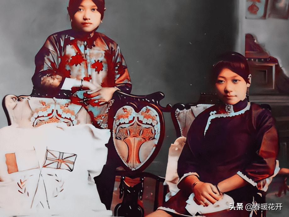 【晚清*楼青**旧影】女子丰乳肥臀，媚态撩人，风姿依旧！