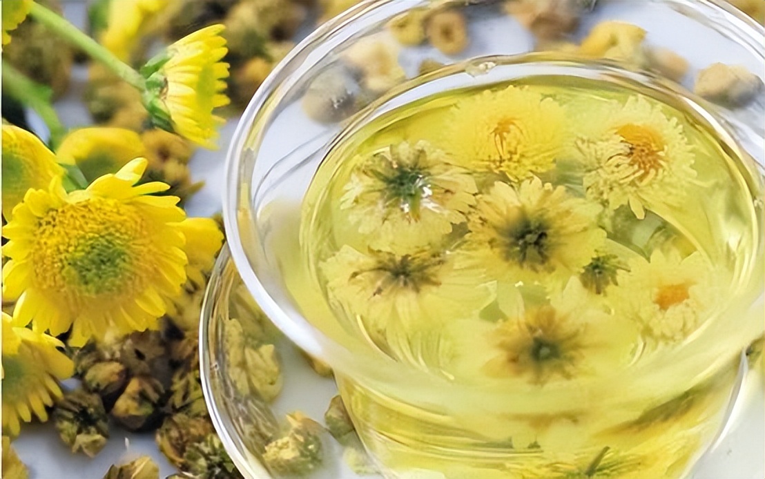 夏天多喝菊花茶排毒,夏天喝菊花茶降火么