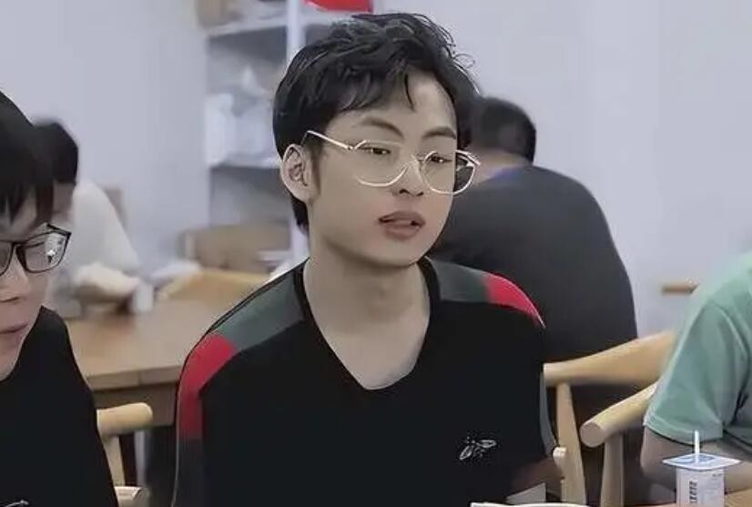 赖神对线小代马超,赖神和小予神的马超谁厉害