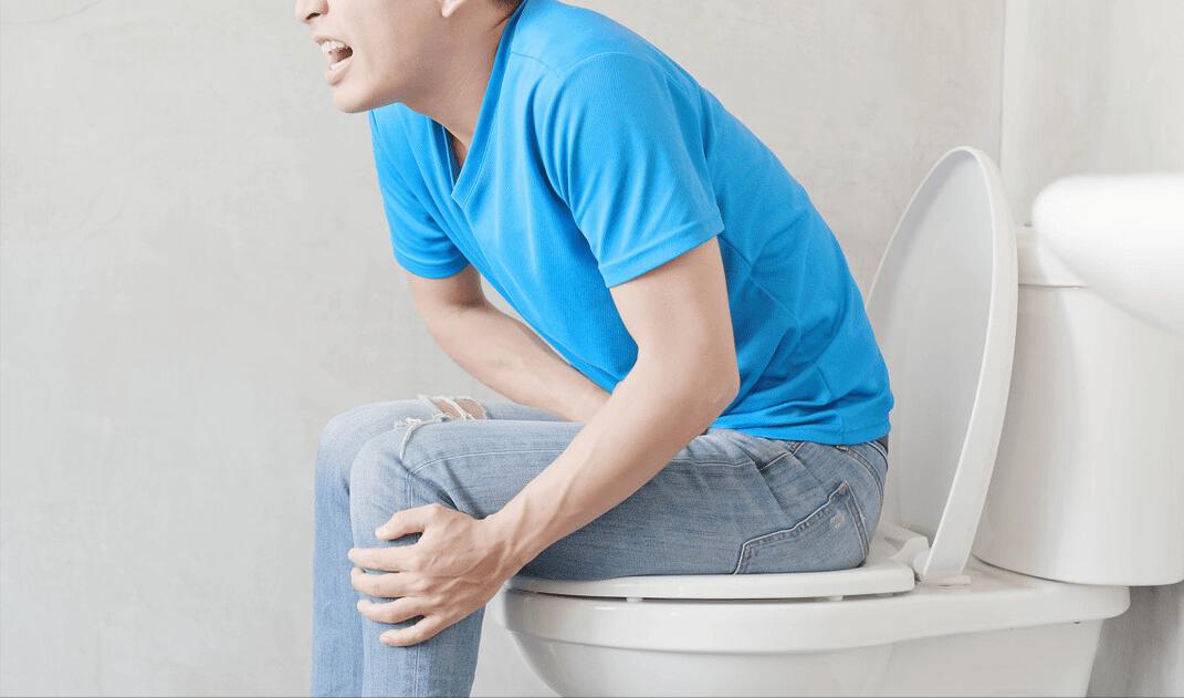 16岁女生肛裂正常吗,26岁女孩肛裂用啥药