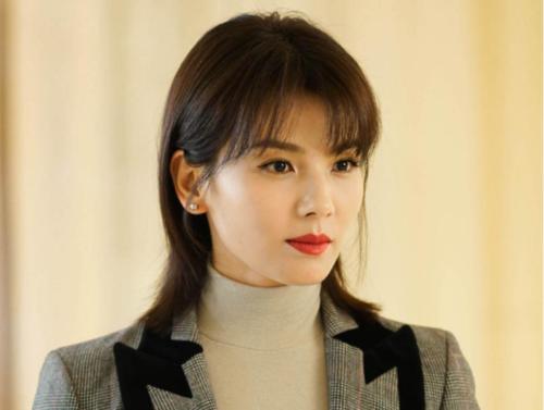 那些*养包**香港女星的富商们