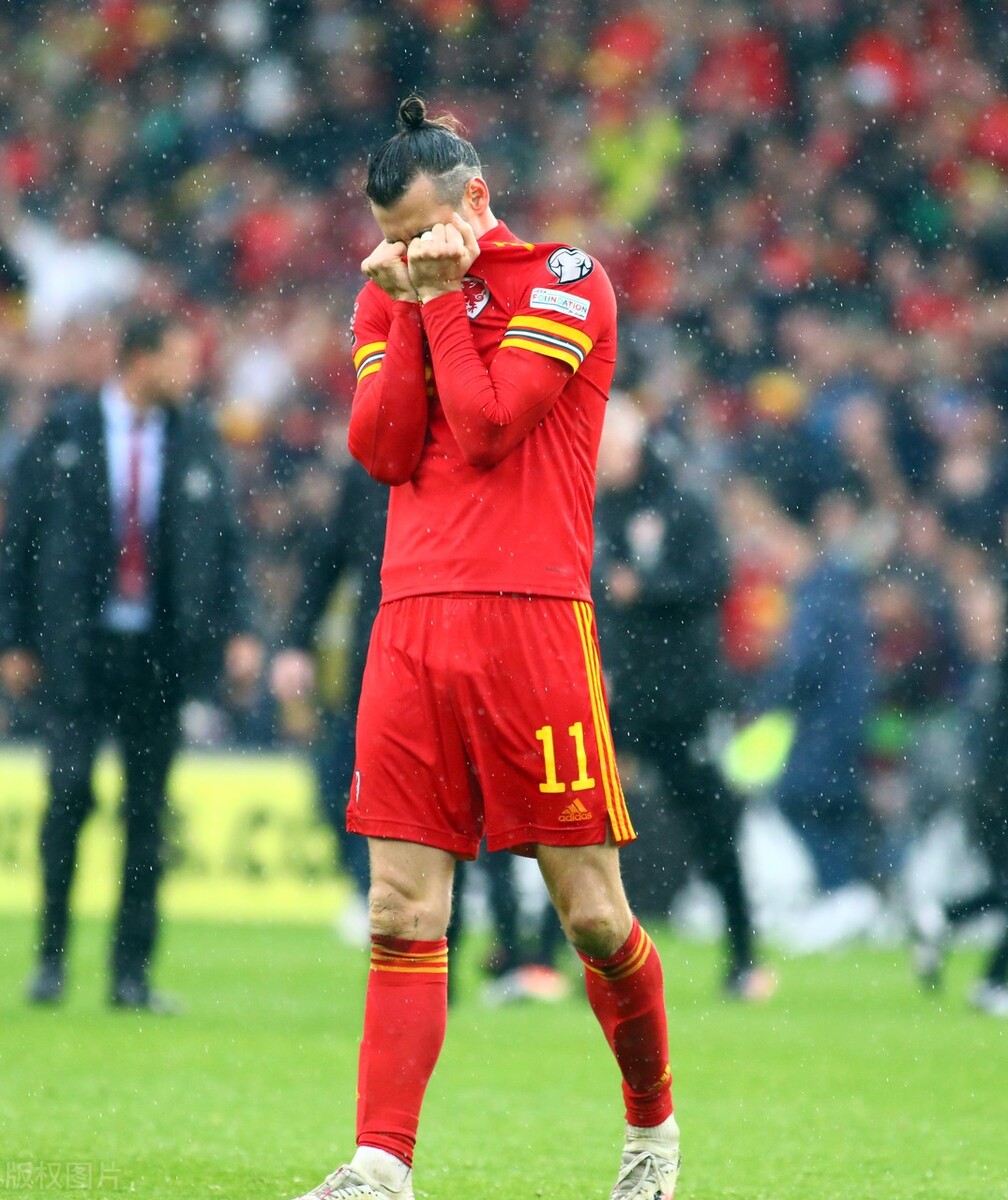 梅西c罗单场任意球双响合集,国际友谊赛梅西五子登科