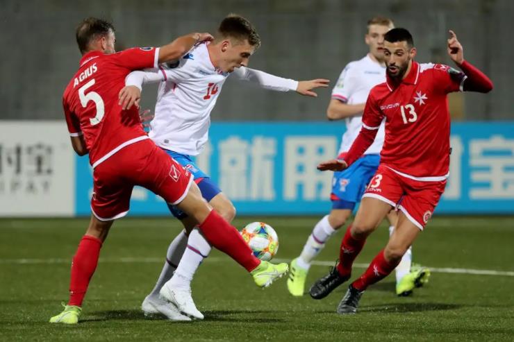 欧洲鱼腩马耳他：国家队由欧青赛亚军教头带领，比甲队长坐镇其中