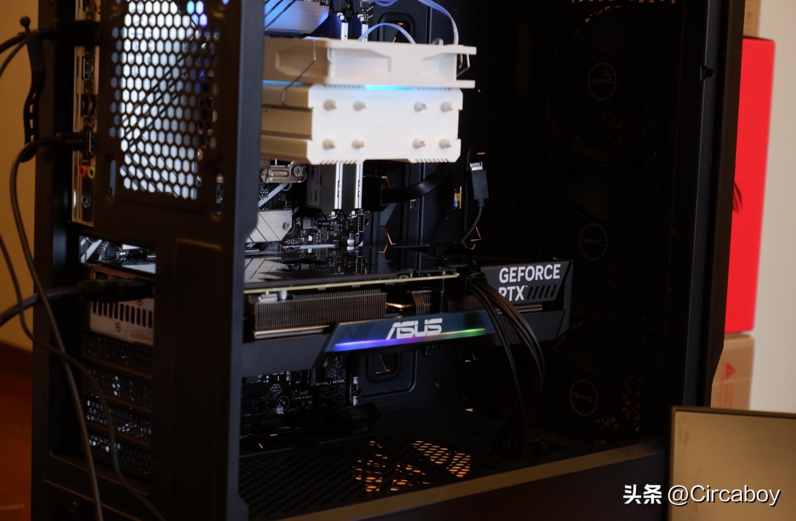 华硕4070电竞特工和巨齿鲨哪个好,4070七彩虹ultra和华硕巨齿鲨哪个好