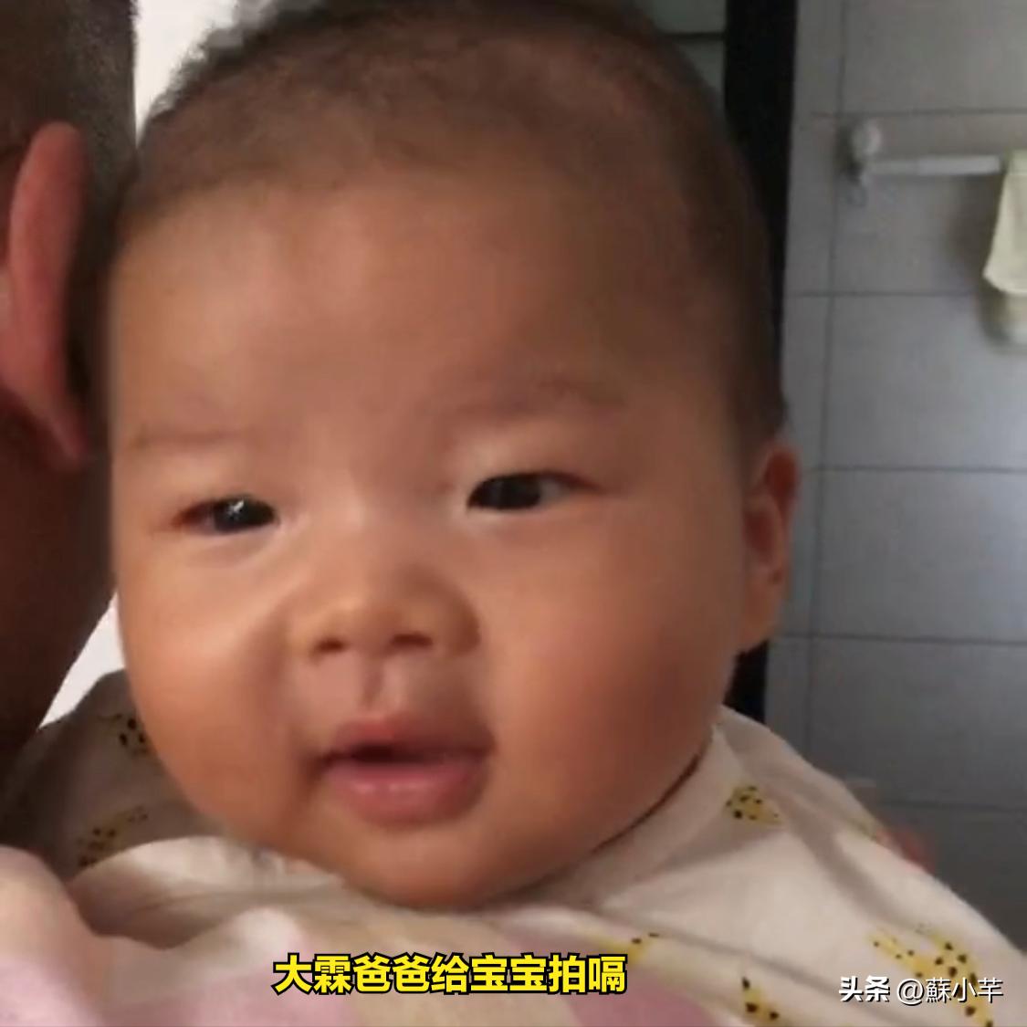 宝宝1个月第2周的生理特征和养育重点