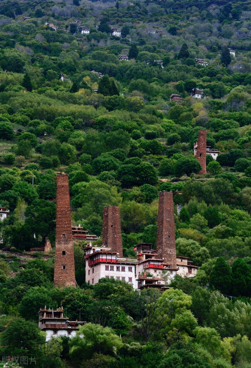 平常往事：古碉的秘密，也许只有大地知道