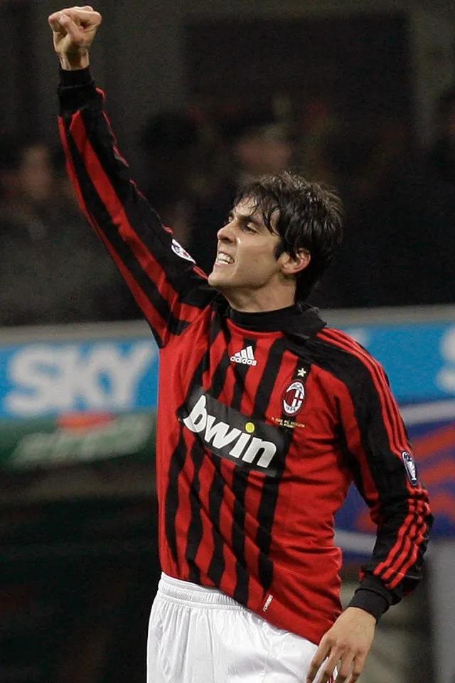 世界足球前十大帅哥排名,世界上足坛最帅的10位帅哥排名