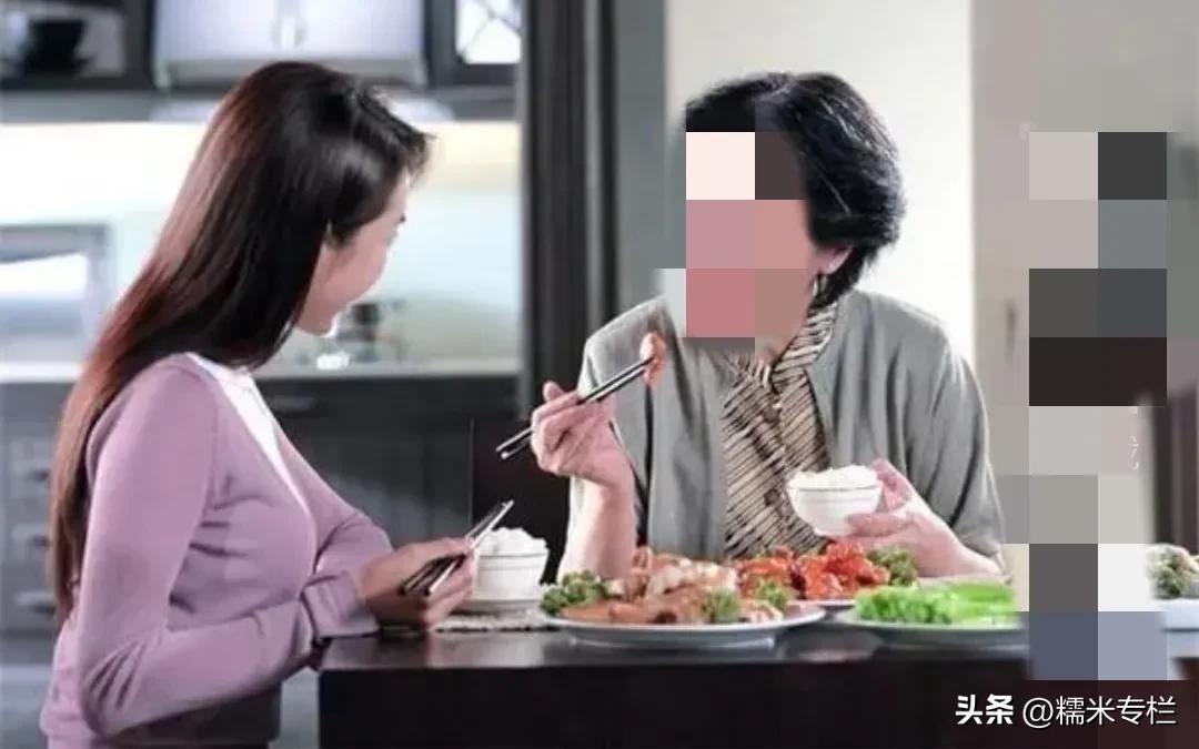 老人卖关东煮被殴打视频,老人卖关东煮被殴打