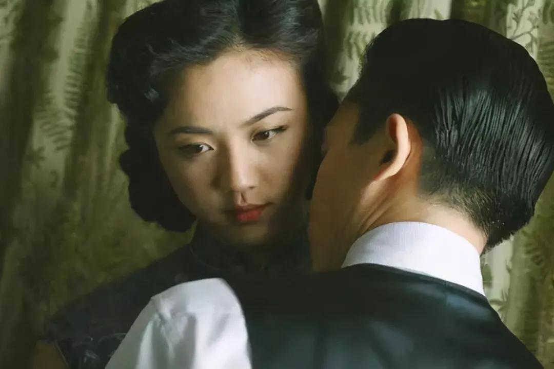 再读已泪目张爱玲,再读人生感悟精髓