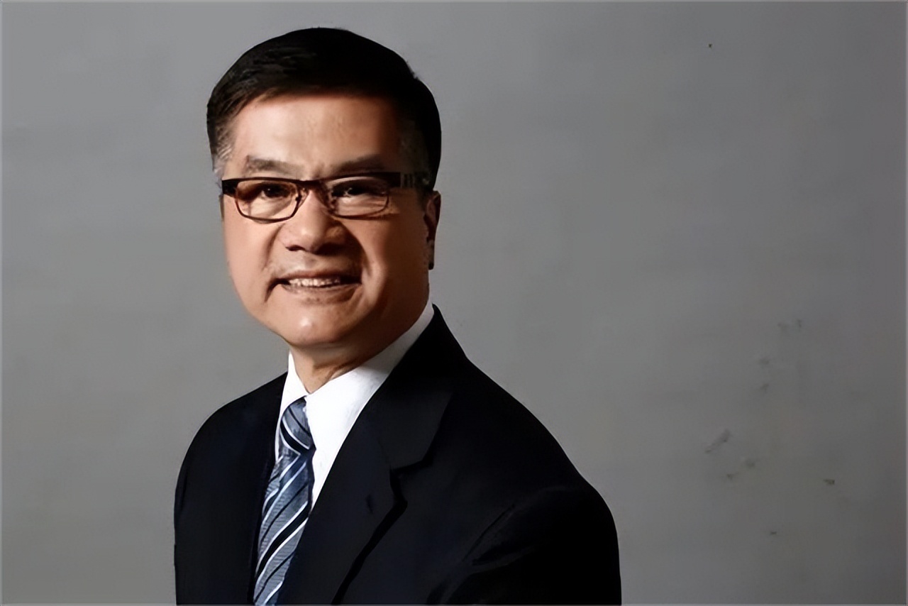 骆家辉之前的美国驻华大使,骆家辉前任大使