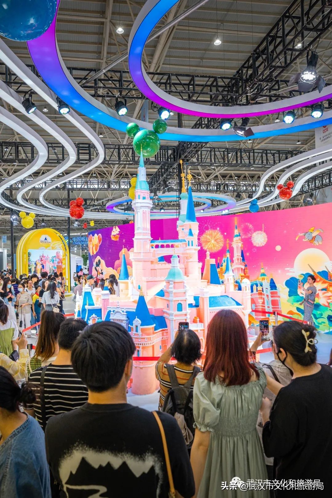 朱一龙武汉同款拍照姿势,武汉朱一龙同款机位