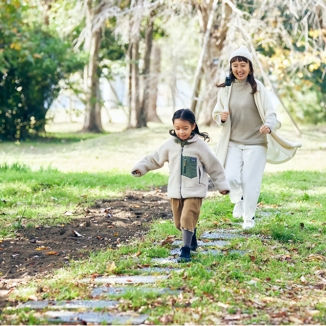 全职妈妈教不出成绩优秀的孩子,全职妈妈怎样教育好孩子