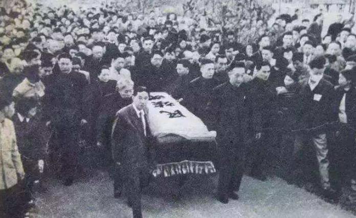 万国公墓的宋氏墓园留下许多谜团,万国公墓埋葬了哪些人