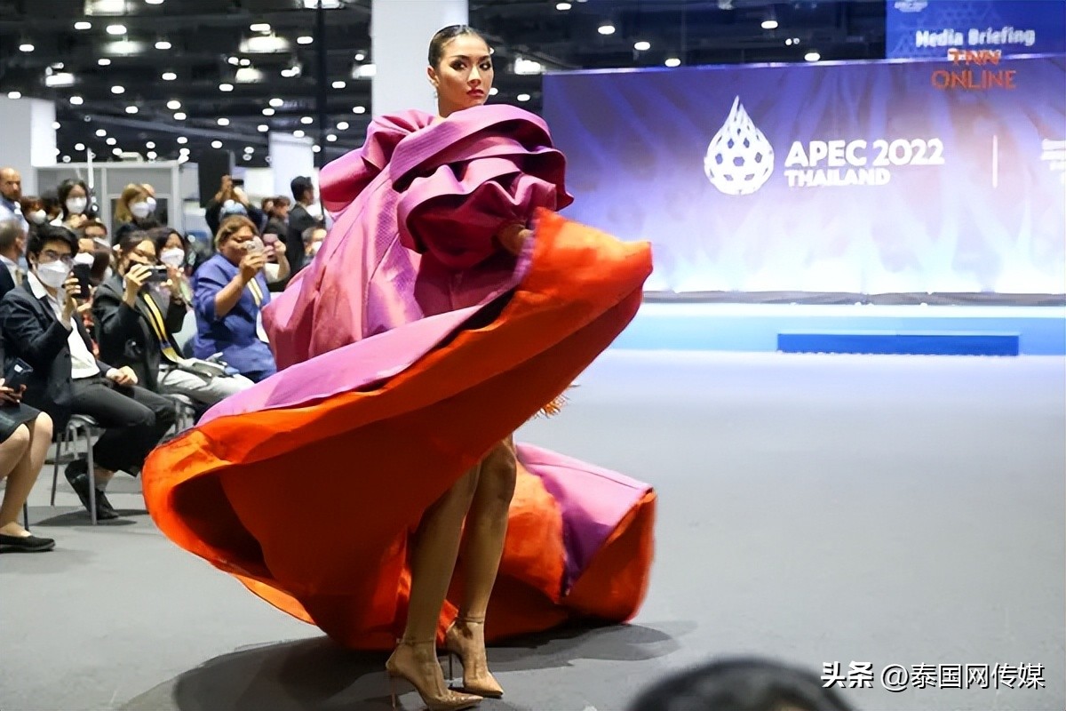 泰国泰丝服装秀,泰丝国际时装周图片
