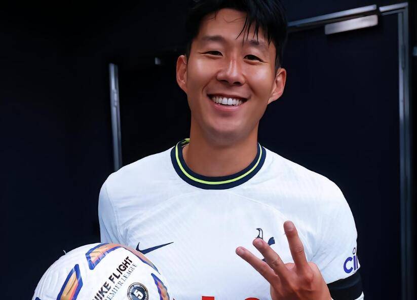 亚洲一哥名场面,亚洲一哥进球