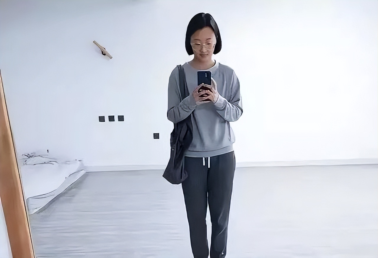 断舍离女孩火上央视抖音号,断舍离的女生抖音