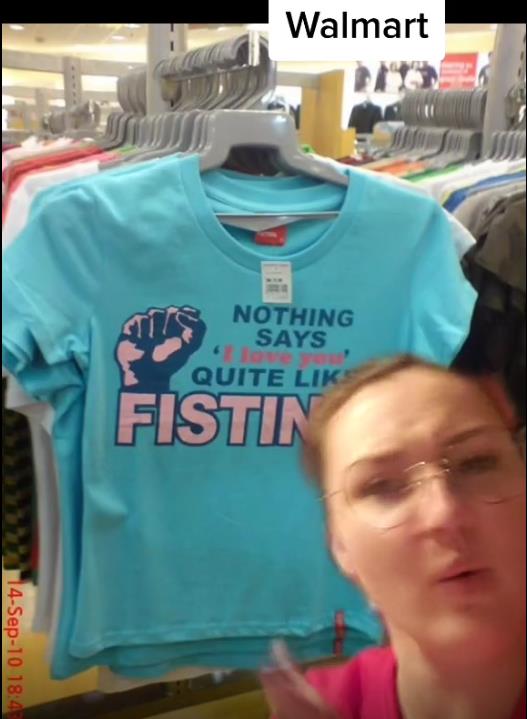 衣服的水洗标会是假的吗,衣服的水洗标上有logo吗