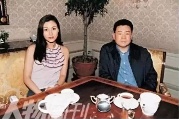 当年恃靓行凶的李嘉欣,李嘉欣恃靓行凶现在怎么样了