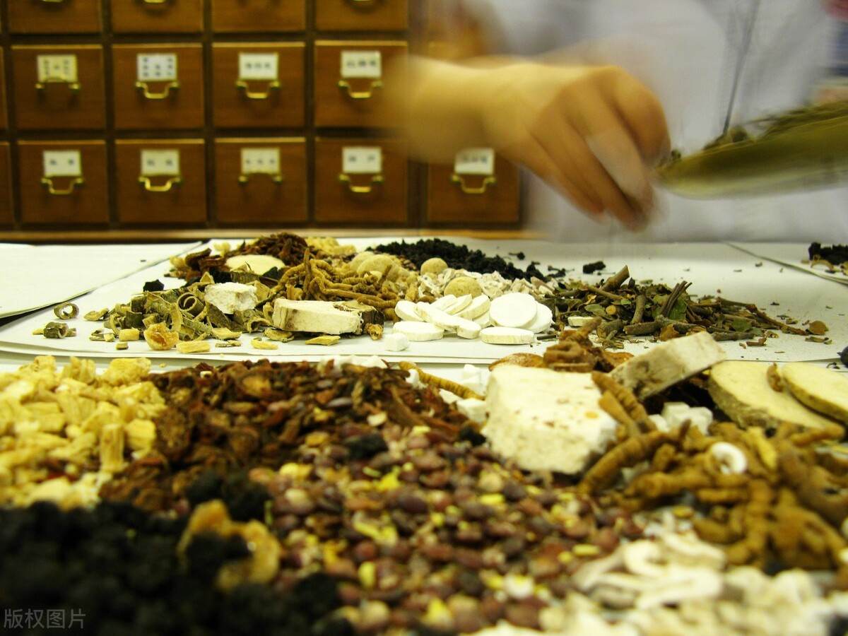 入睡困难耳鸣体虚吃什么中成药,耳鸣严重失眠求简单有效中药方