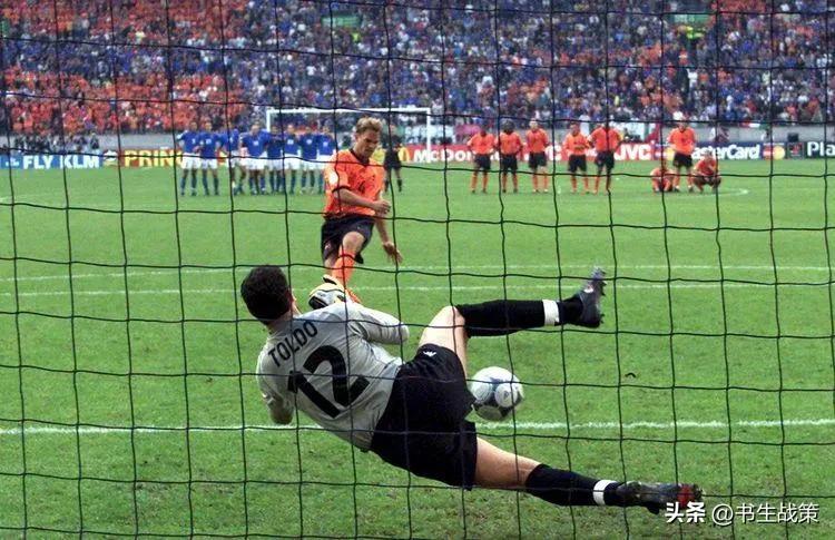 史上最有水平的三首打油诗,戏剧性的2000年欧洲杯