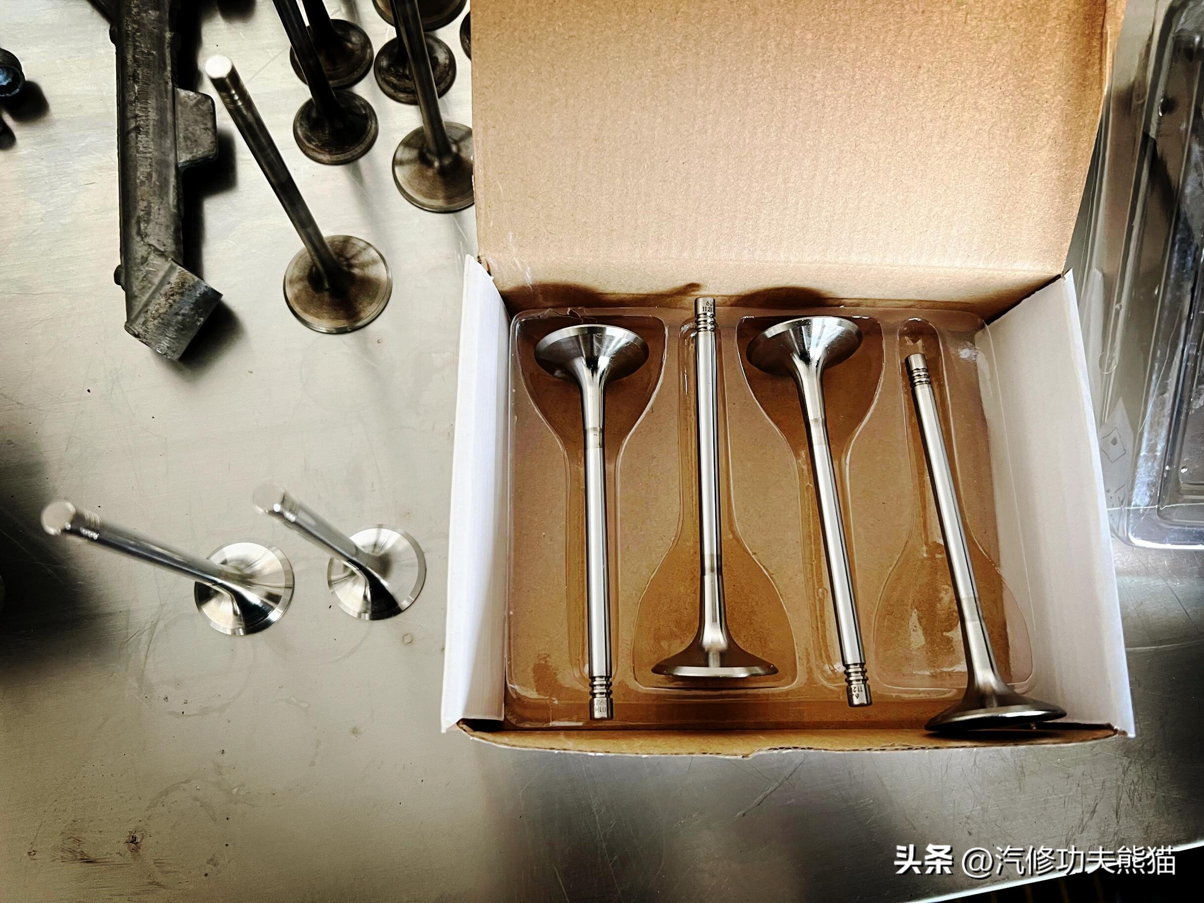 父亲老车翻新修复,父亲去世留下了的车去翻新