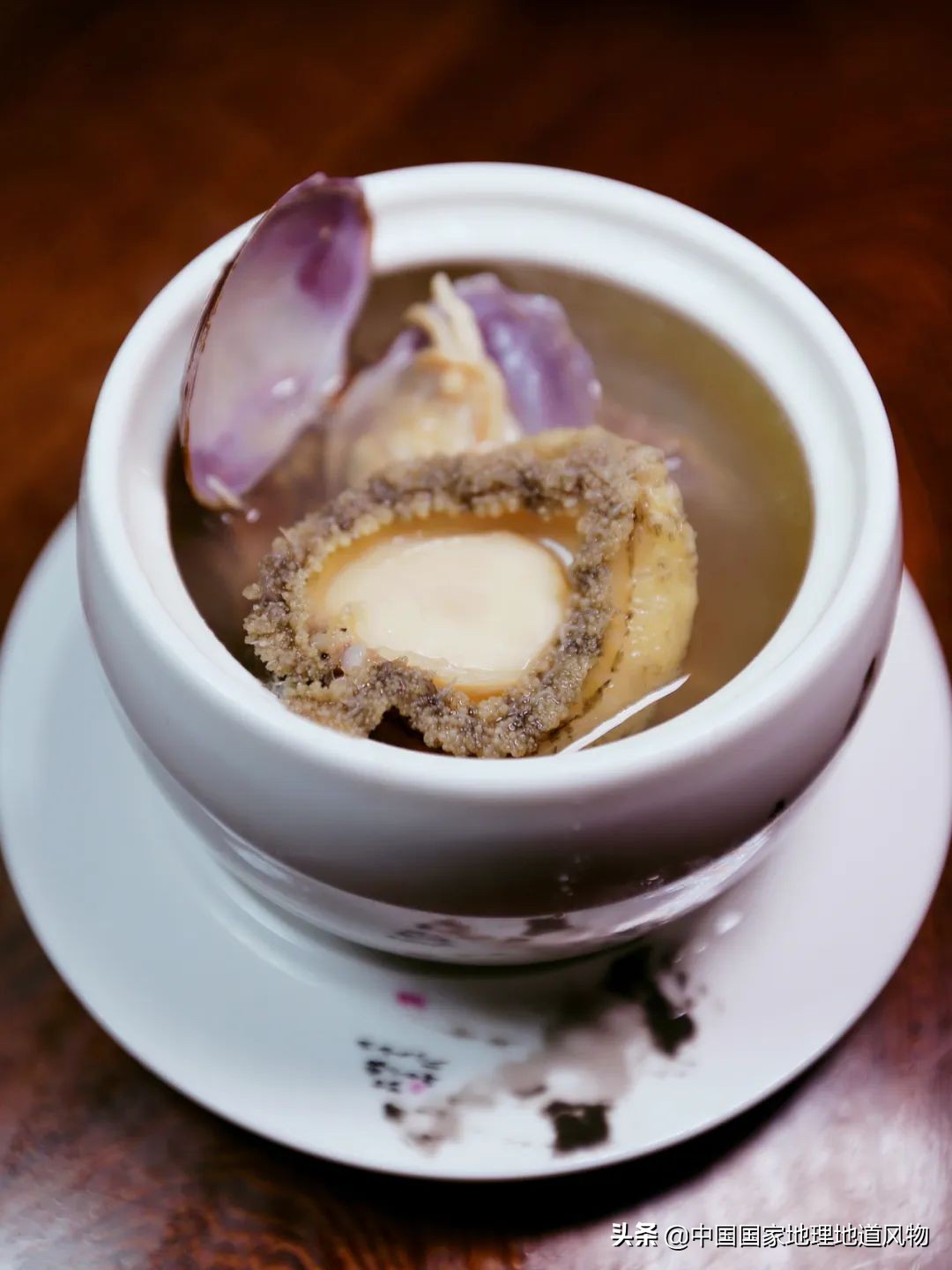 莆田荔枝龙眼枇杷,莆田的枇杷又大又甜