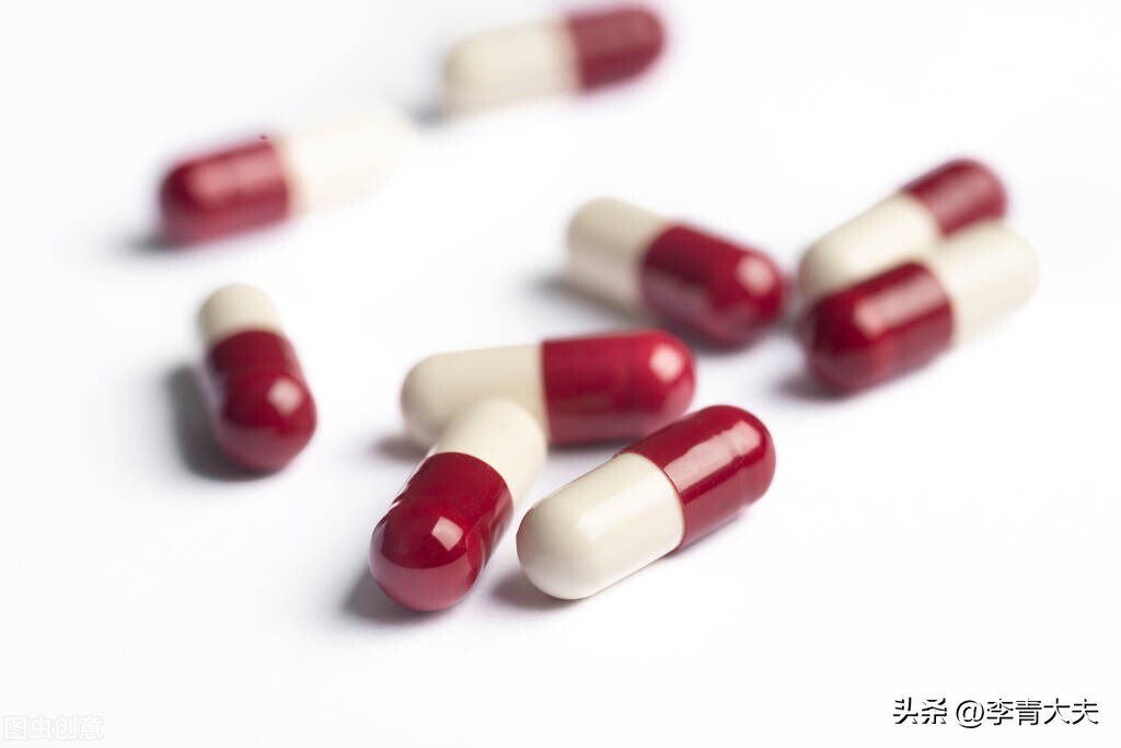 肾病综合征引起的水肿能治好吗,膜性肾病吃激素全身水肿