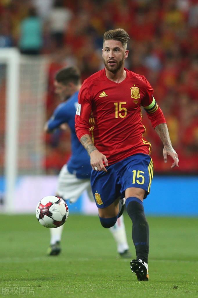 宝刀不老！蒂亚戈.席尔瓦领衔足坛现役35+最强11人皇马成最大赢家