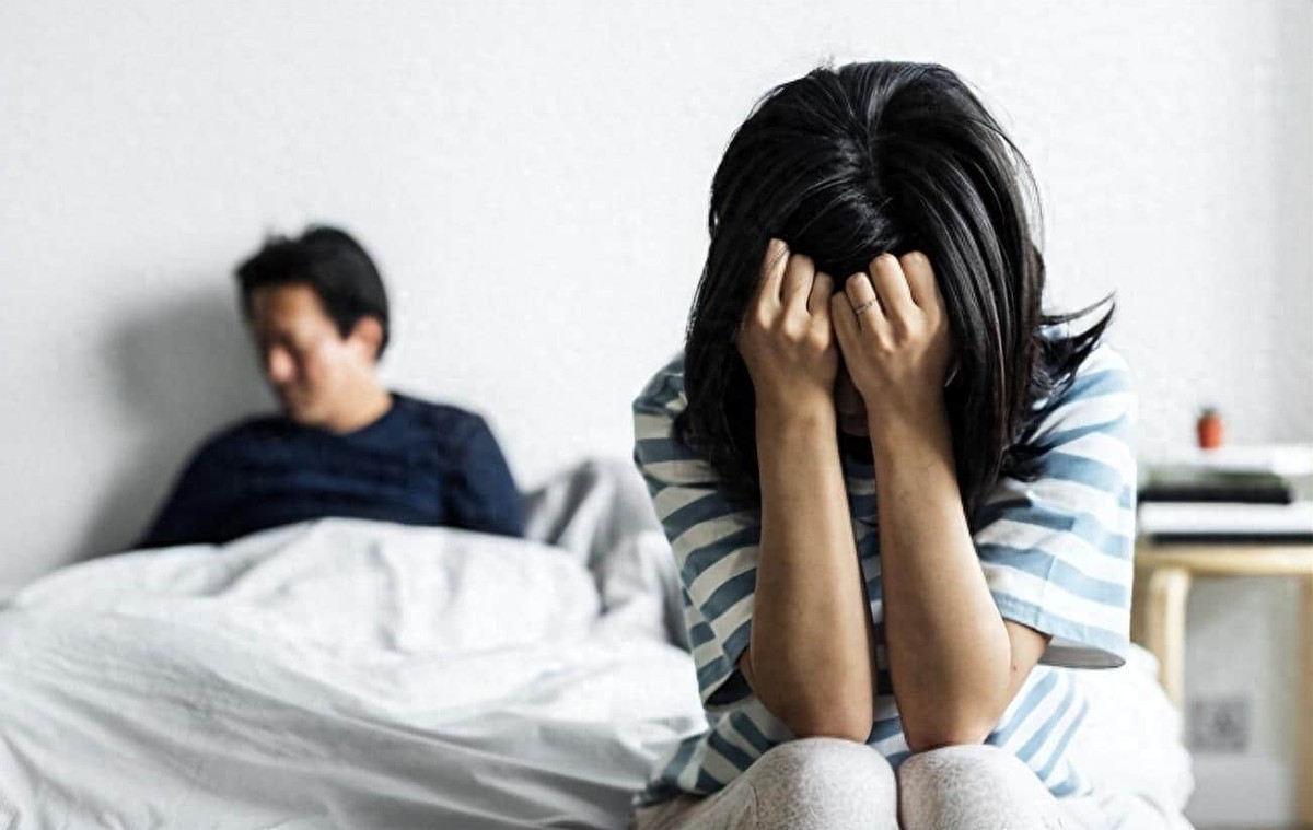 房产证上加了名字离婚时是均分吗,房产证上加妻子名字以后出售