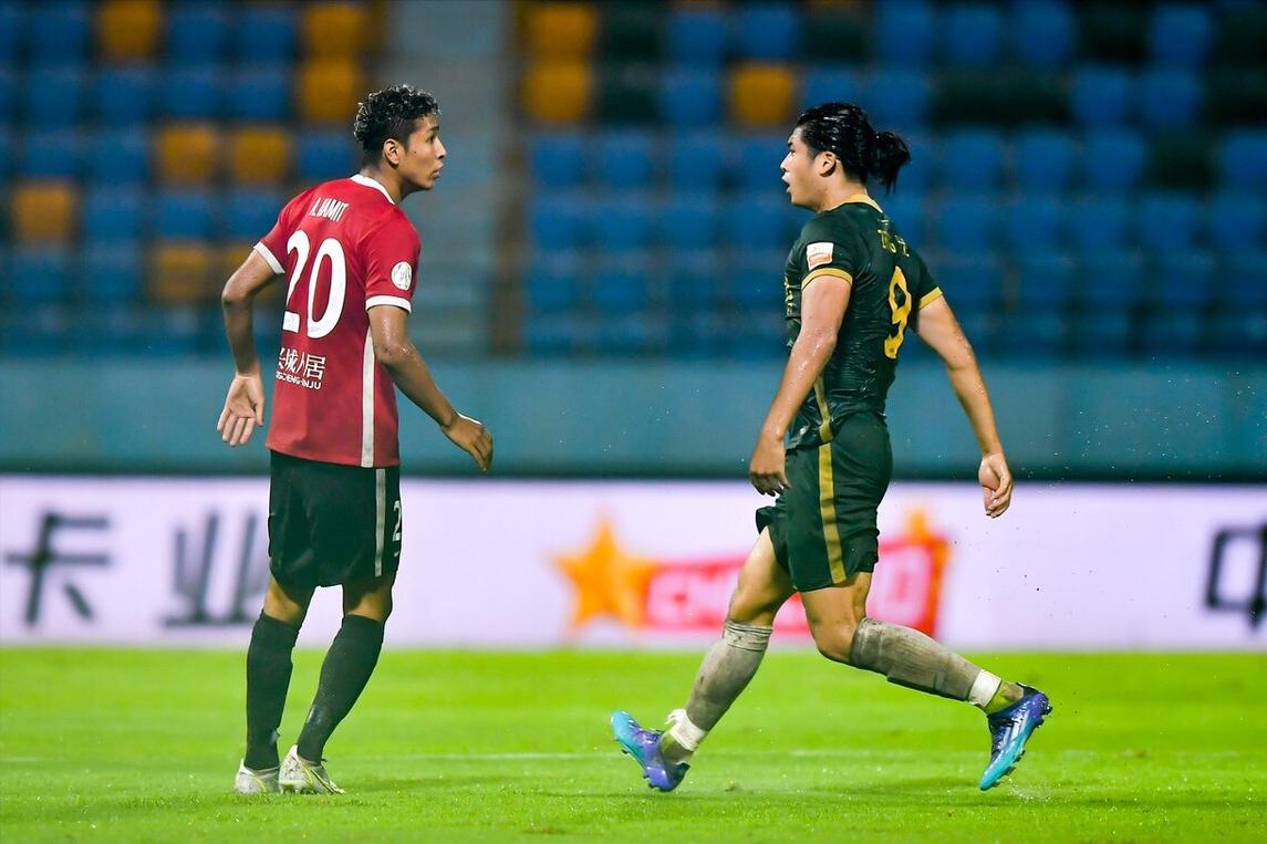 张玉宁和阿卜杜海米提,阿不都禁赛