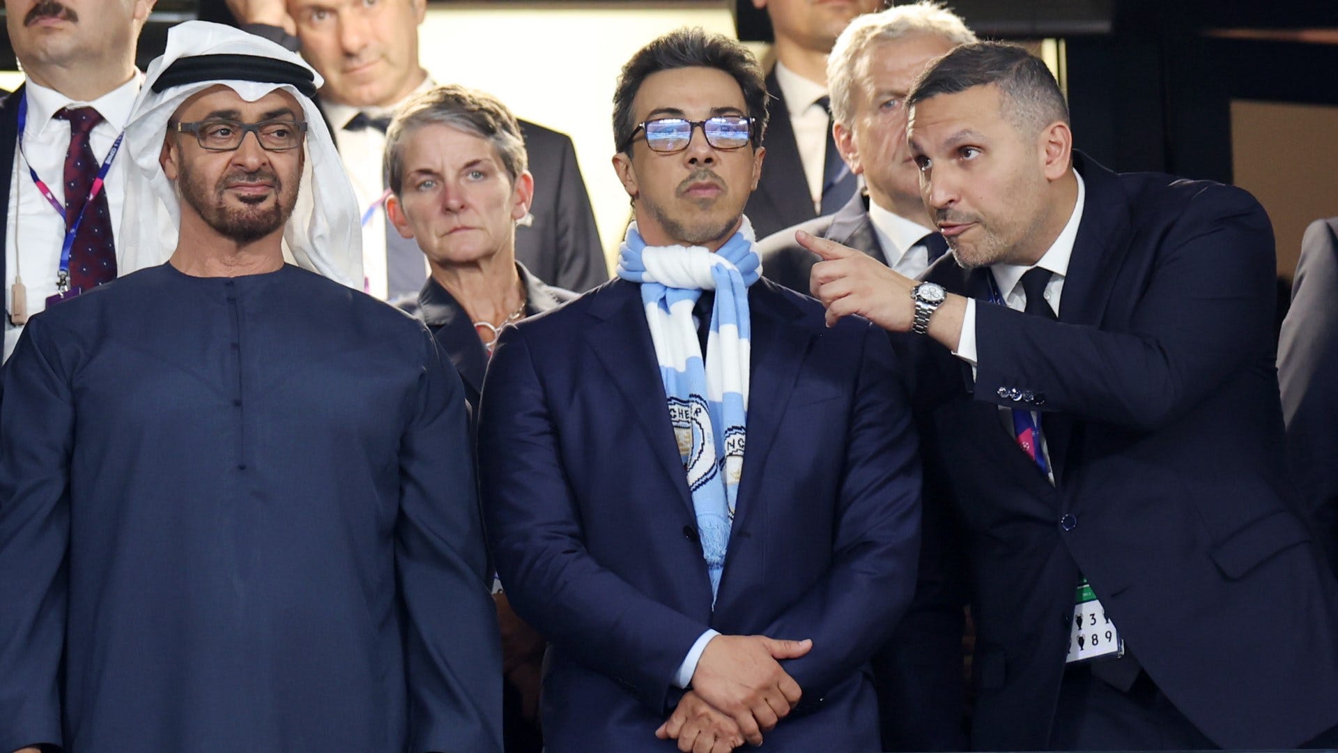 三冠王曼城，有个不来现场看球的老板，或许这才是真正的专业？